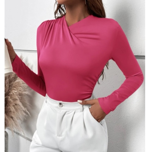 Luxe asymmetrical neck wrap detail top - Picture 13 of 15